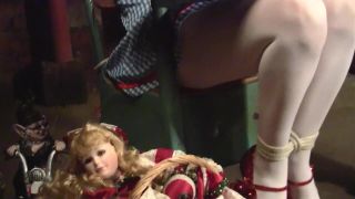 Busty Babe Bella Masturbating Her Pussy And Peeing cuddliesal
