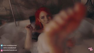 Blonde bombshell in group fuck-fest baby alien ari electra porn
