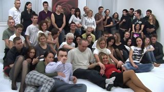 stepmom blowjob & footjob isla biza shoplyfter