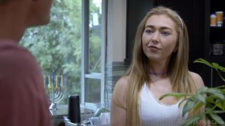 Lulu enjoys sexy strawberries and cream pie maria nagai mom