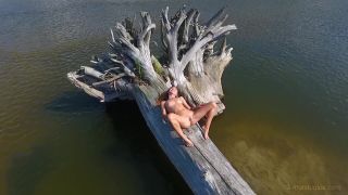 Horny sluts getting pussy spread and fingered facial by surprise 2