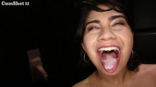 Sexy brunette Jayden Jaymes slurps a large dick pamela rios mom