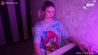 FakeTaxi Hot babe likes hardcore sex hailey rose two guys