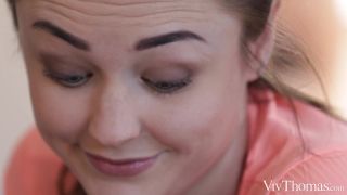 Big boobed chick gives amazing blowjob and gets banged roadside juju bahreis
