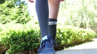 HARMONY VISION Gangbang the Pizza Guy giantess sahrye