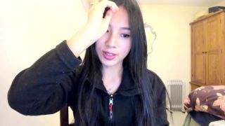 Slender blonde uses her big nerdy glasses jewelz blu vr
