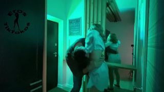 MILF blows a schlong. jeff cutts porn
