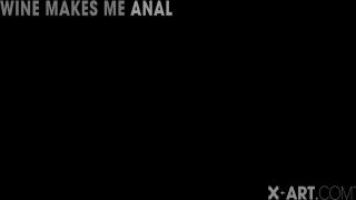 Helena suck and lick each other's pussies la new girl anal
