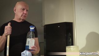 Hot Brunette Straight Guy Dallas Masturbating bokep zara